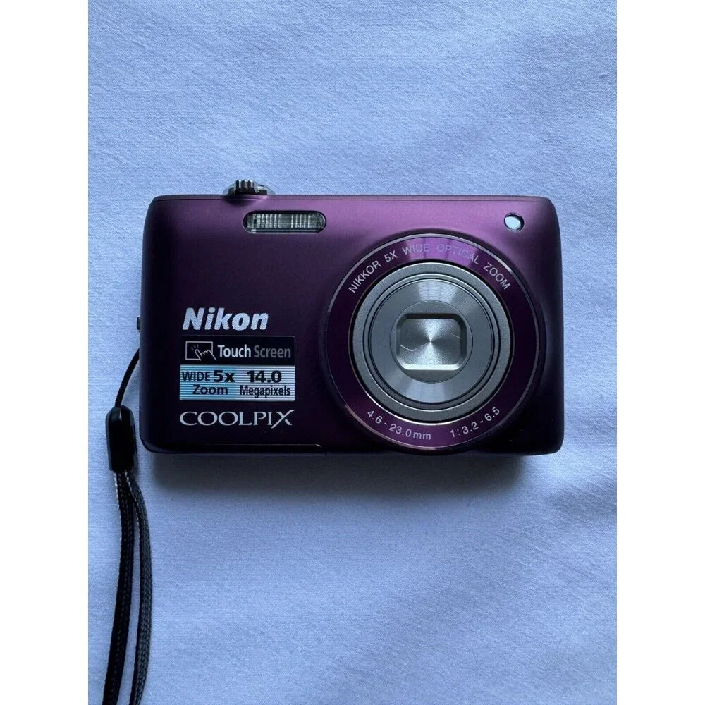 Nikon COOLPIX S3100 Digital Camera Purple 14.0MP 5x zoom - Picture 2 of 3